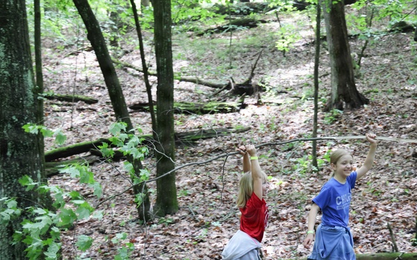 Badger Youth Camp builds bonds among children of Wisconsin Guardsmen