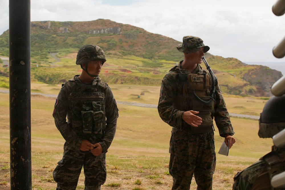 U.S., ROK, Mexican Marines conduct live-fire range