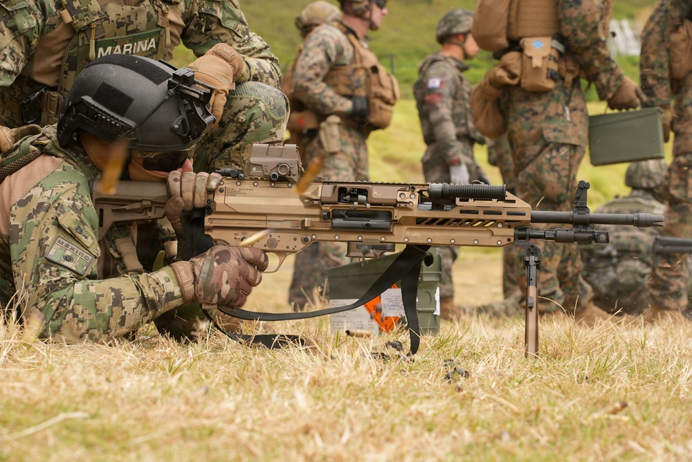 U.S., ROK, Mexican Marines conduct live-fire range