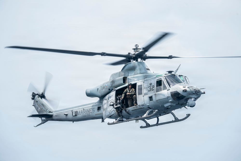USS Boxer, VMM 163 Conduct Flight Operations