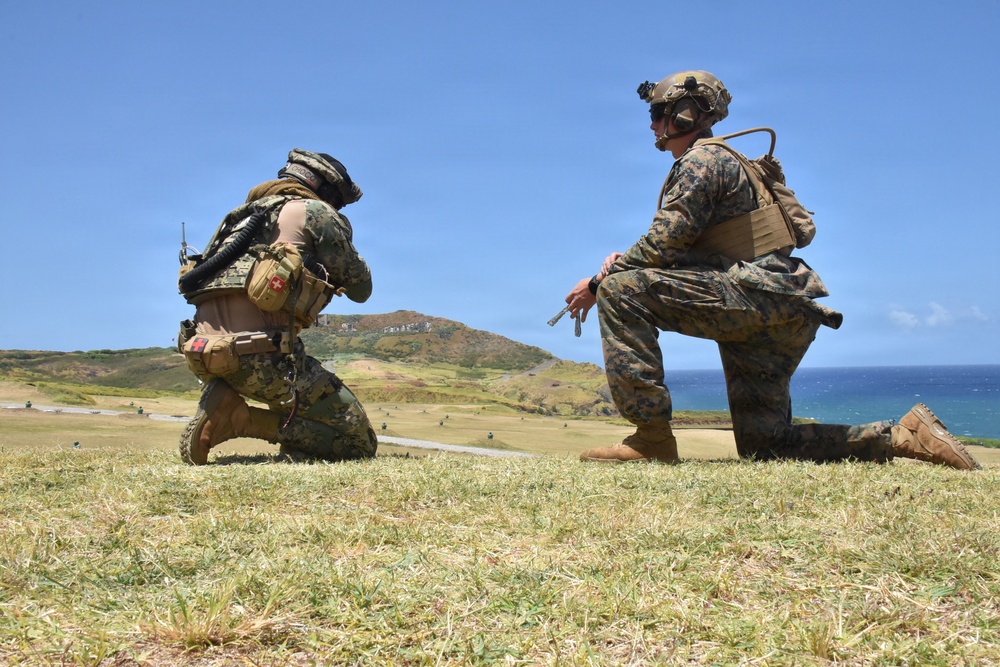 Mexican, U.S. Marines conduct joint marksmanship training during RIMPAC