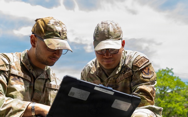 Comm keeps the mission moving