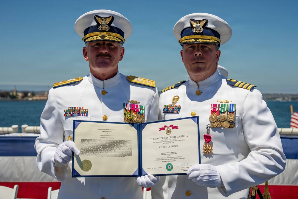 U.S. Coast Guard Cutter Munro Holds Change of Command Ceremony