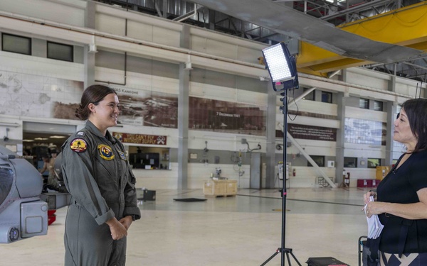HSM-37 Sailors conduct interview with KHON2