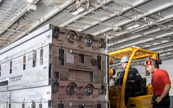 Nimitz Sailors Prepare for Ammunition Offload