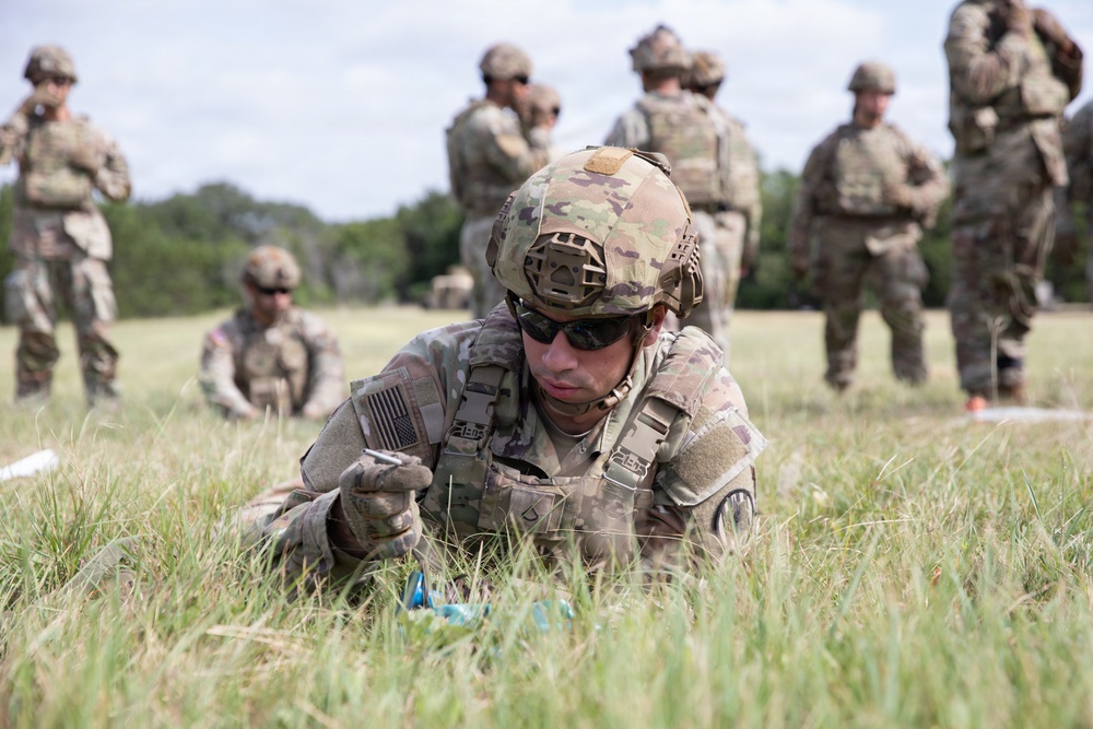 410th Military Police Company Conducts Claymore Mine Training on Fort Hood
