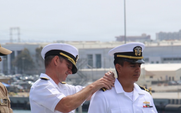 Officer Promotion Ceremony held onboard USS Omaha (LCS 12) [Image 1 of 3}
