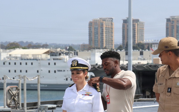 Officer Promotion Ceremony held onboard USS Omaha (LCS 12) [Image 2 of 3]