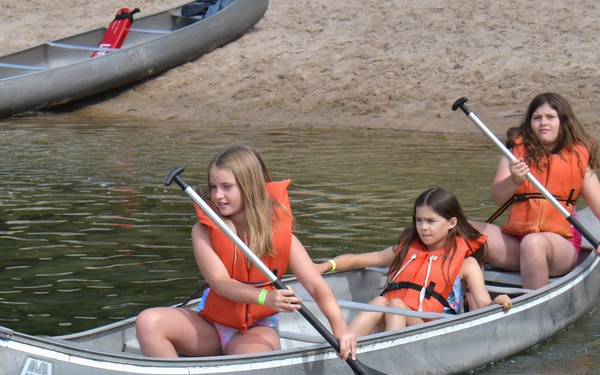 Badger Youth Camp builds bonds among children of Wisconsin Guardsmen
