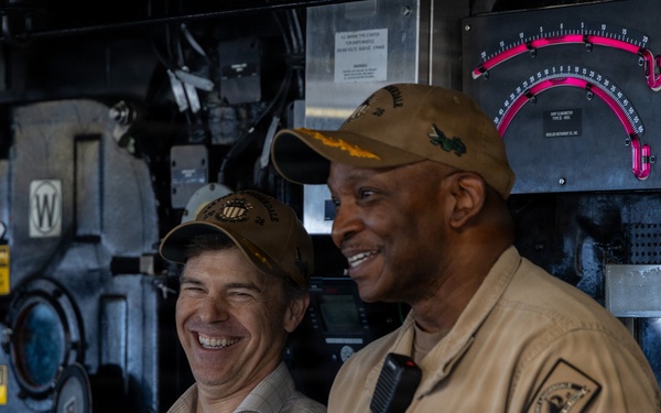 LCF-24: John M. Barrett Tours USS Fort Lauderdale