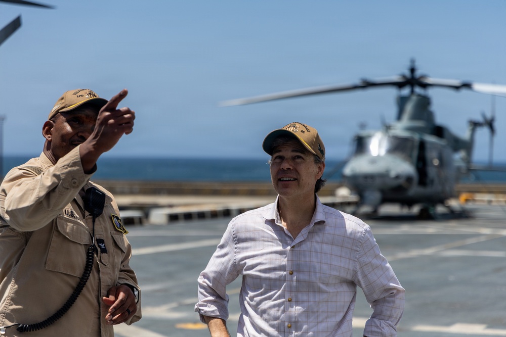 LCF-24: John M. Barrett Tours USS Fort Lauderdale