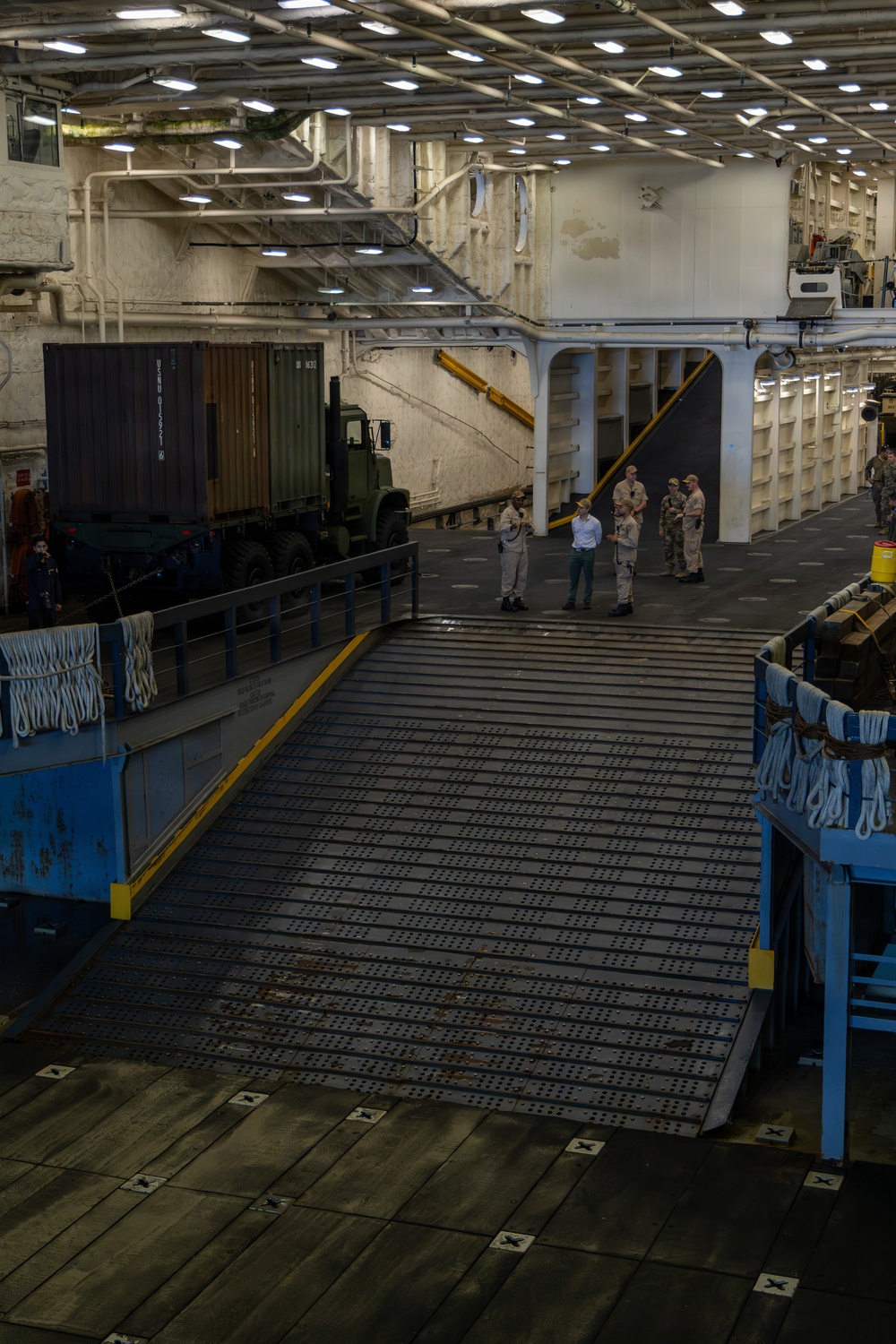 LCF-24: John M. Barrett Tours USS Fort Lauderdale