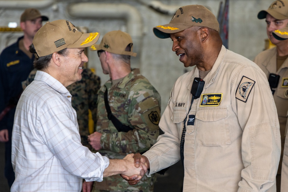 LCF-24: John M. Barrett Tours USS Fort Lauderdale