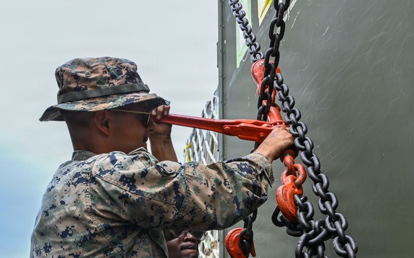 735 AMS aids USMC, Australian Defense Force in RIMPAC cargo movement