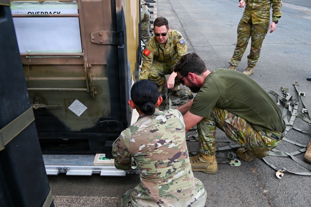 735 AMS aids USMC, Australian Defense Force in RIMPAC cargo movement