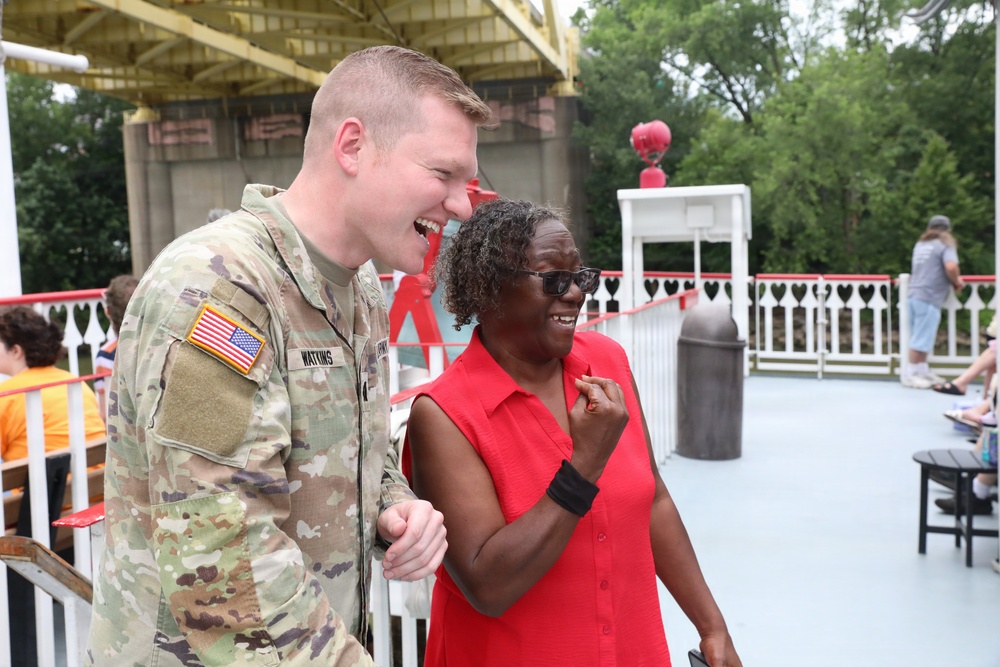 Gold Star Families Strengthen Bonds During Annual Ohio River Cruise