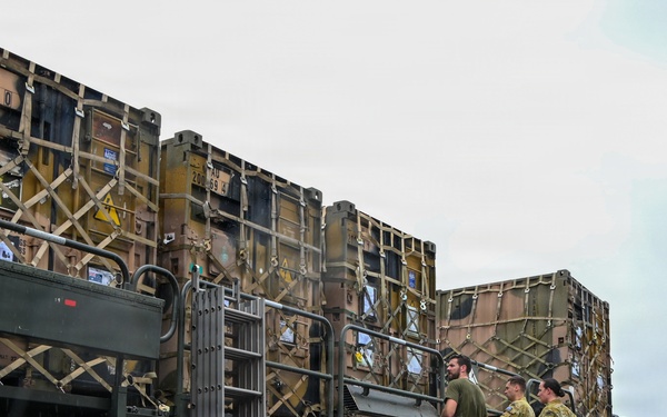 735 AMS aids USMC, Australian Defense Force in RIMPAC cargo movement