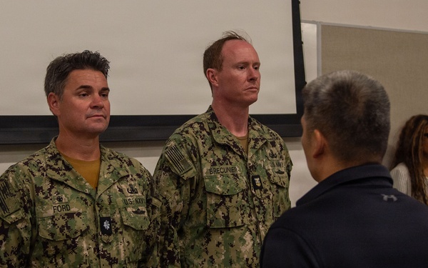Acting SECNAV visits EODMU5
