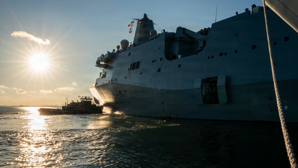 USS San Antonio Departs Norfolk for Scheduled Operations