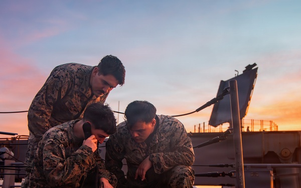 LCF-24: V3/2 Marines configure Radio Systems in Preparation for Supporting Disaster Assistance in Venezuela