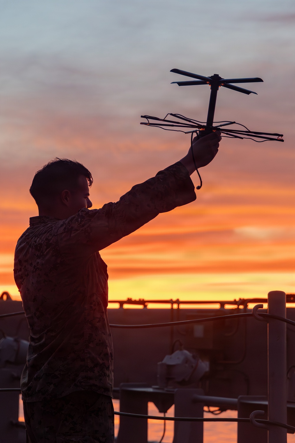 LCF-24: V3/2 Marines configure Radio Systems in Preparation for Supporting Disaster Assistance in Venezuela