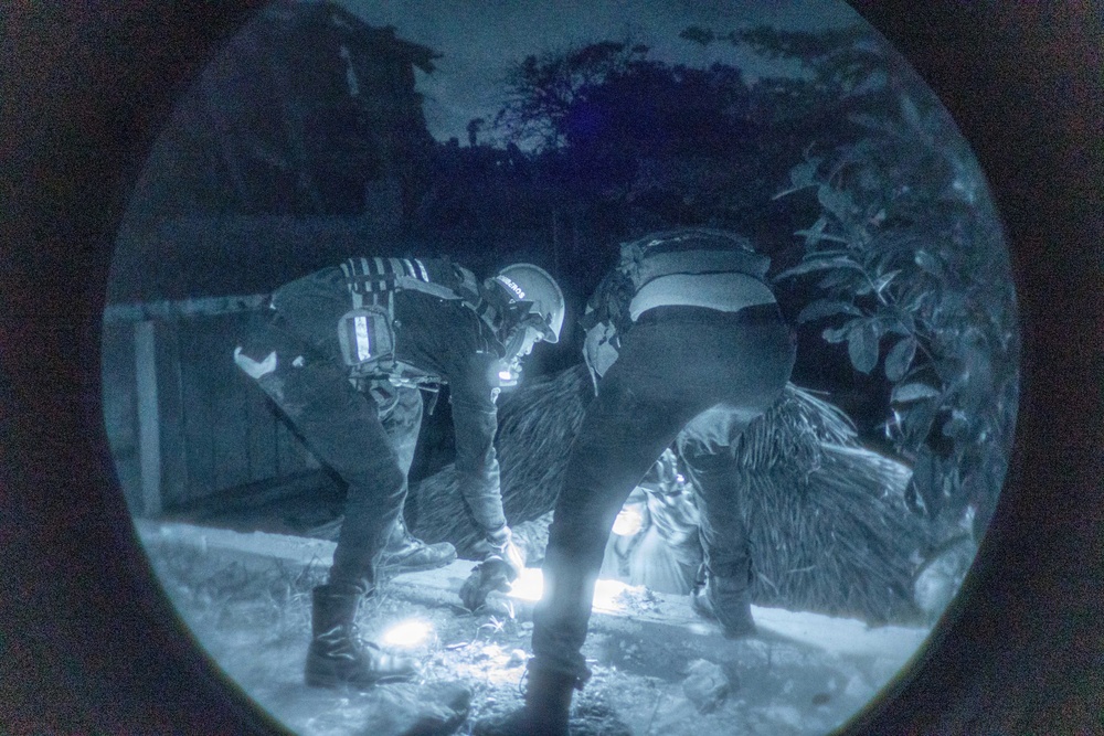 MRF Platoon Conducts SAR in Venezuela