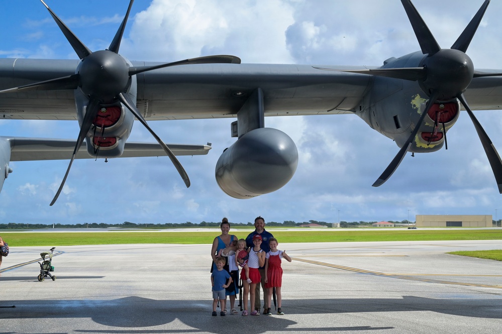 Pet the Jet showcases best of VALIANT SHIELD 2026