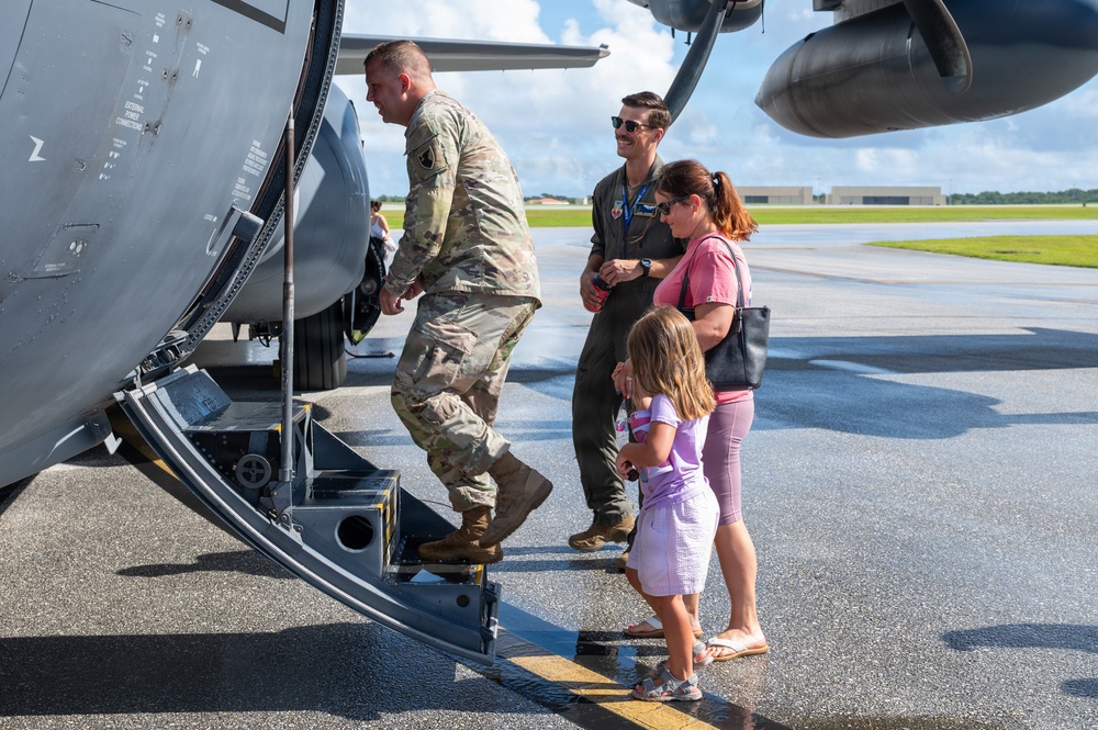 Pet the Jet showcases best of Valiant Shield 2026