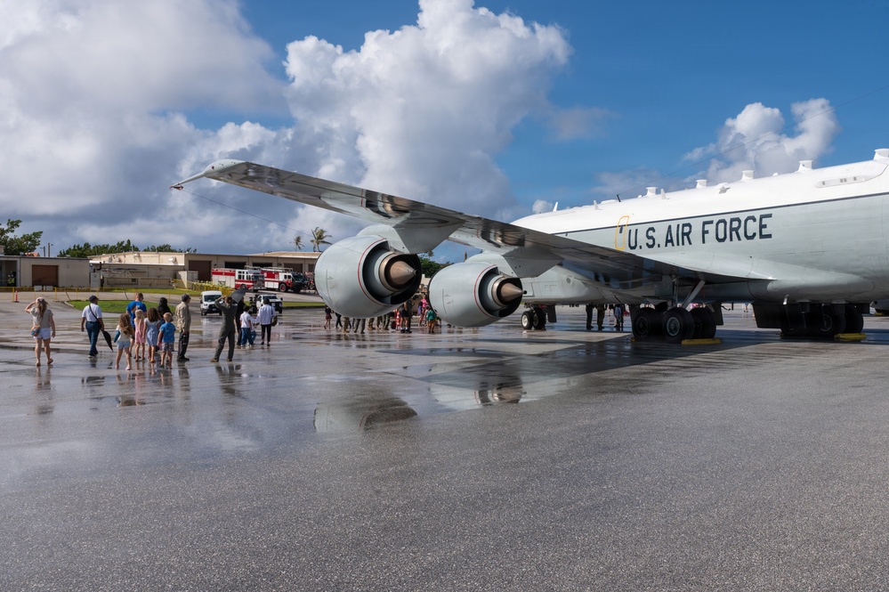 Pet the Jet showcases best of Valiant Shield 2026