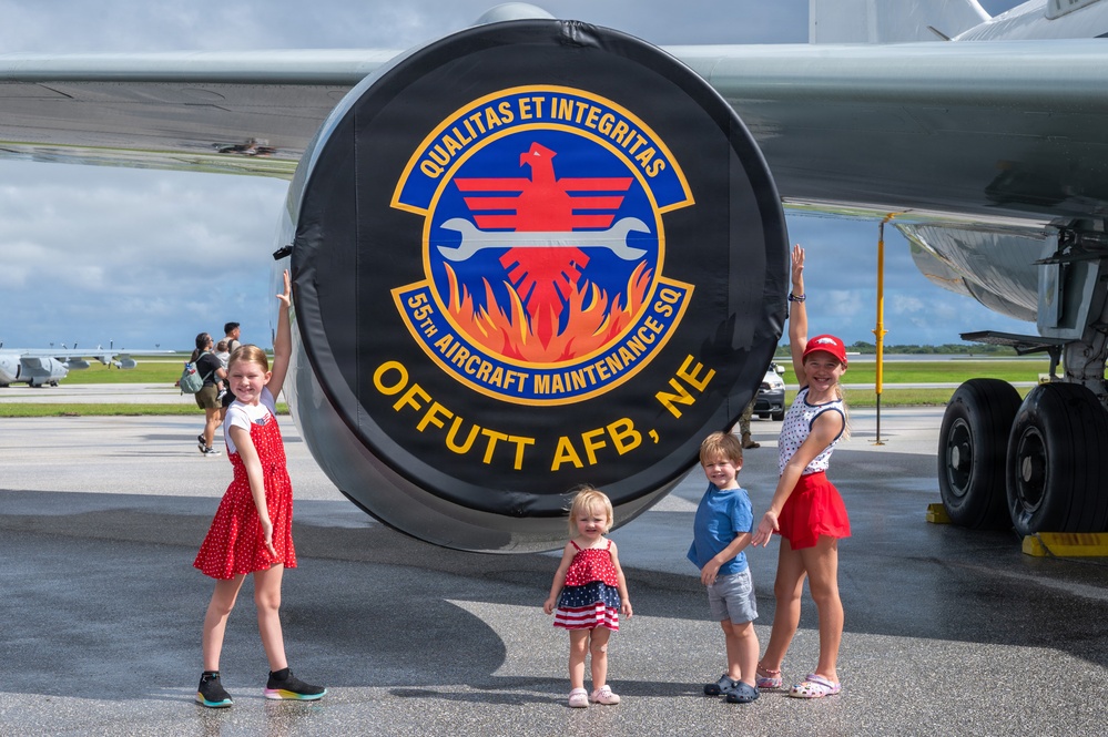 Pet the Jet showcases best of Valiant Shield 2026