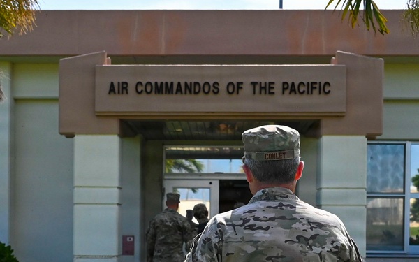 COMAFSOC Command Team visits Kadena Air Base