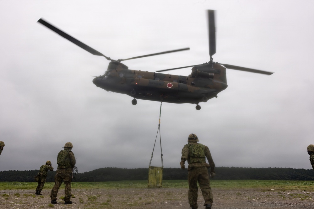 HIJUDAI MANEUVER AREA, OITA, JAPAN – U.S. Marines with 12th Marine Littoral Regiment Execute Bilateral Helicopter Support Team Drills During Exercise Resolute Dragon 26