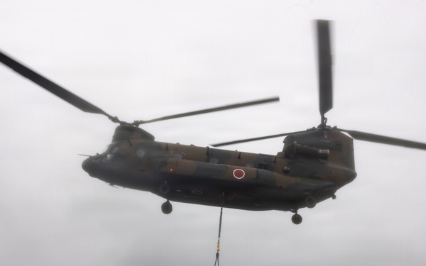 HIJUDAI MANEUVER AREA, OITA, JAPAN – U.S. Marines with 12th Marine Littoral Regiment Execute Bilateral Helicopter Support Team Drills During Exercise Resolute Dragon 26
