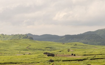 HIJUDAI MANEUVER AREA. OITA, JAPAN – U.S. Marines with 12th LCT conduct a bilateral range during exercise Resolute Dragon 26