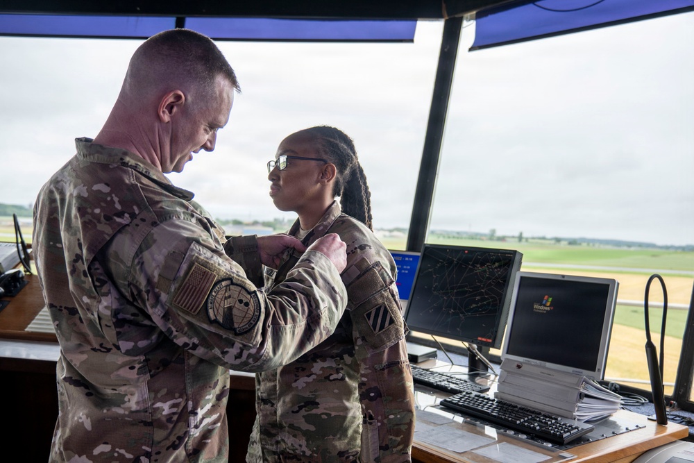 Army Controllers Earn Rare Air Force ATC Certifications