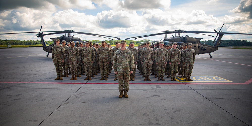 President Rinkēvičs and U.S. Ambassador Argyros visit U.S. Army Soldiers at Lielvārde Air Base, Latvia