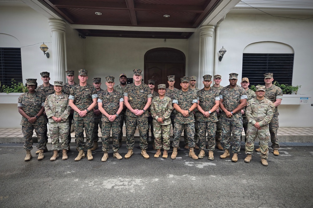 3rd Marine Aircraft Wing visits Task Force Philippines