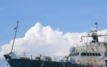 SWSC CO Visits USS Wichita