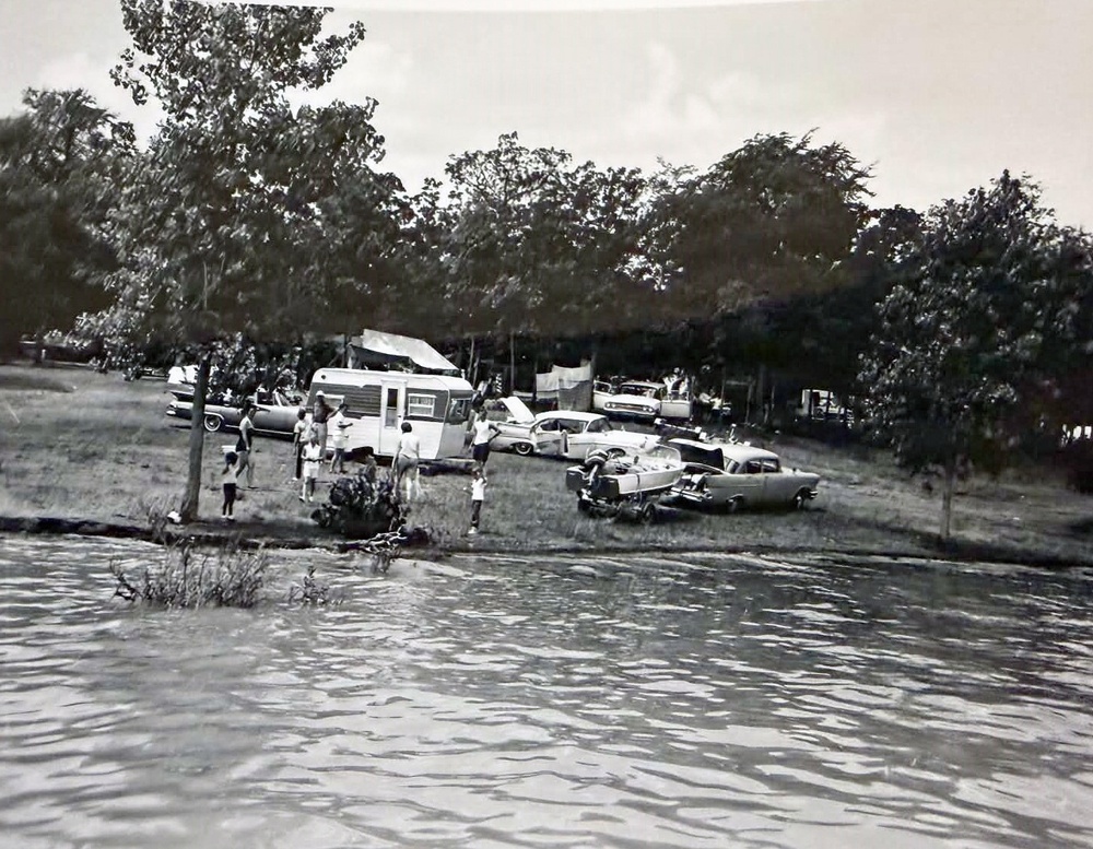 Lake Texoma visitors celebrate Independence Day 1961
