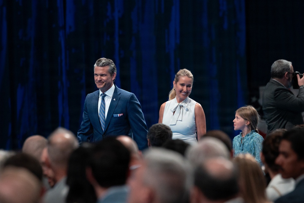 Retired U.S. Army Maj. Nicholas Dockery is Inducted to the Hall of Heroes