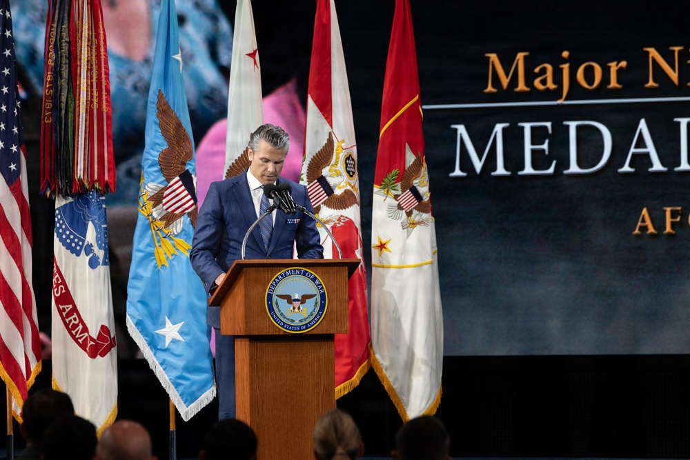 Retired U.S. Army Maj. Nicholas Dockery is Inducted to the Hall of Heroes