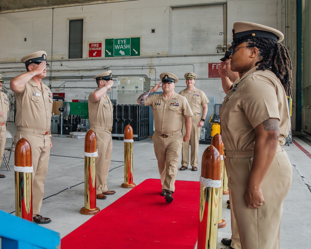 Air Test and Evaluation Squadron One hosts retirement ceremony