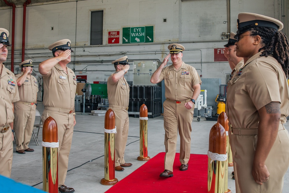 Air Test and Evaluation Squadron One hosts retirement ceremony