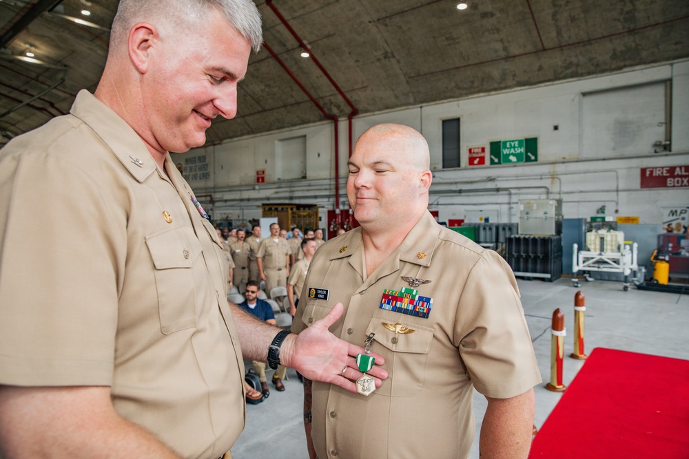 Air Test and Evaluation Squadron One hosts retirement ceremony