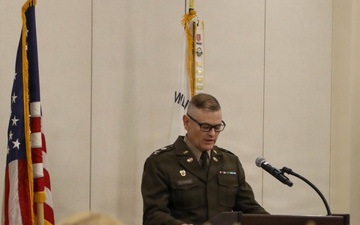 Passing the torch: Army Reserve leader addresses scholarship awardees