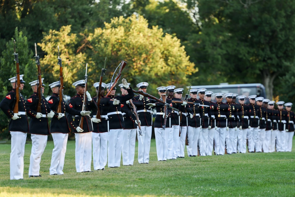 MCICOM Executive Director hosts His Excellency Jose Manuel Romualdez at Marine Barracks Washington's Sunset Parade