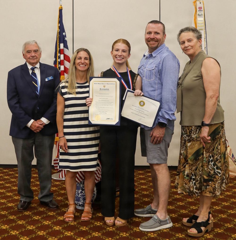 Passing the torch: Army Reserve leader addresses scholarship awardees
