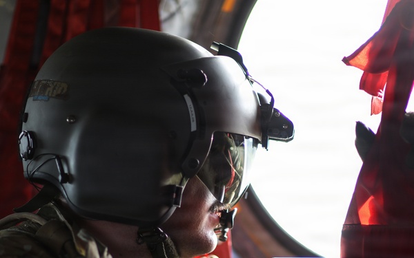 SCARNG Chinook supports special operations freefall training