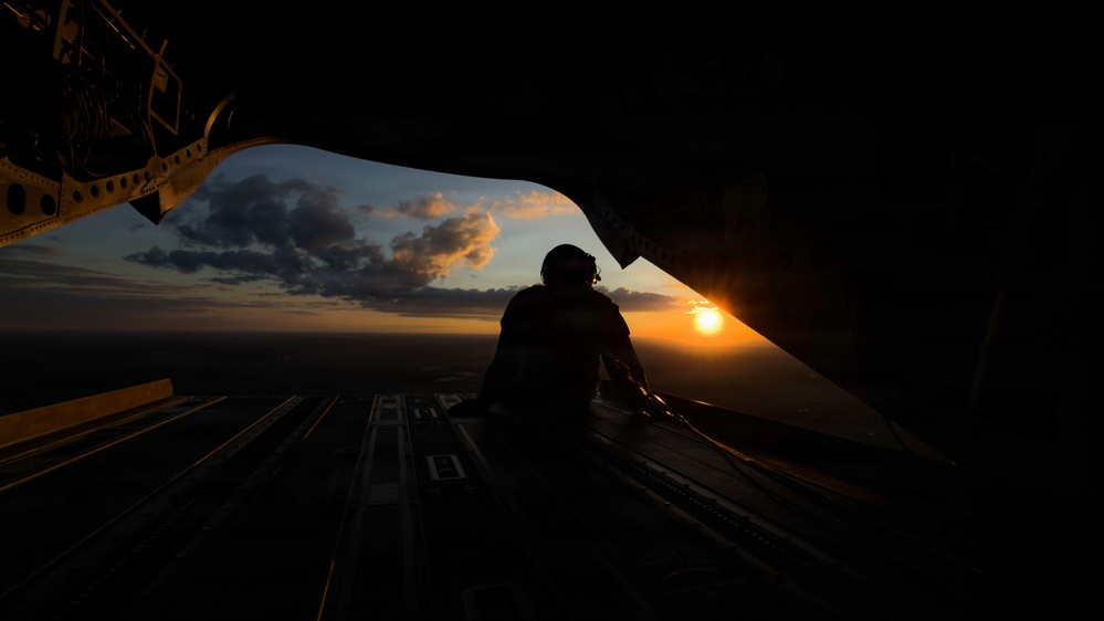 SCARNG Chinook supports special operations freefall training