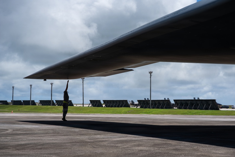 B-2 Spirit soars into the Pacific for Exercise Valiant Shield 2026
